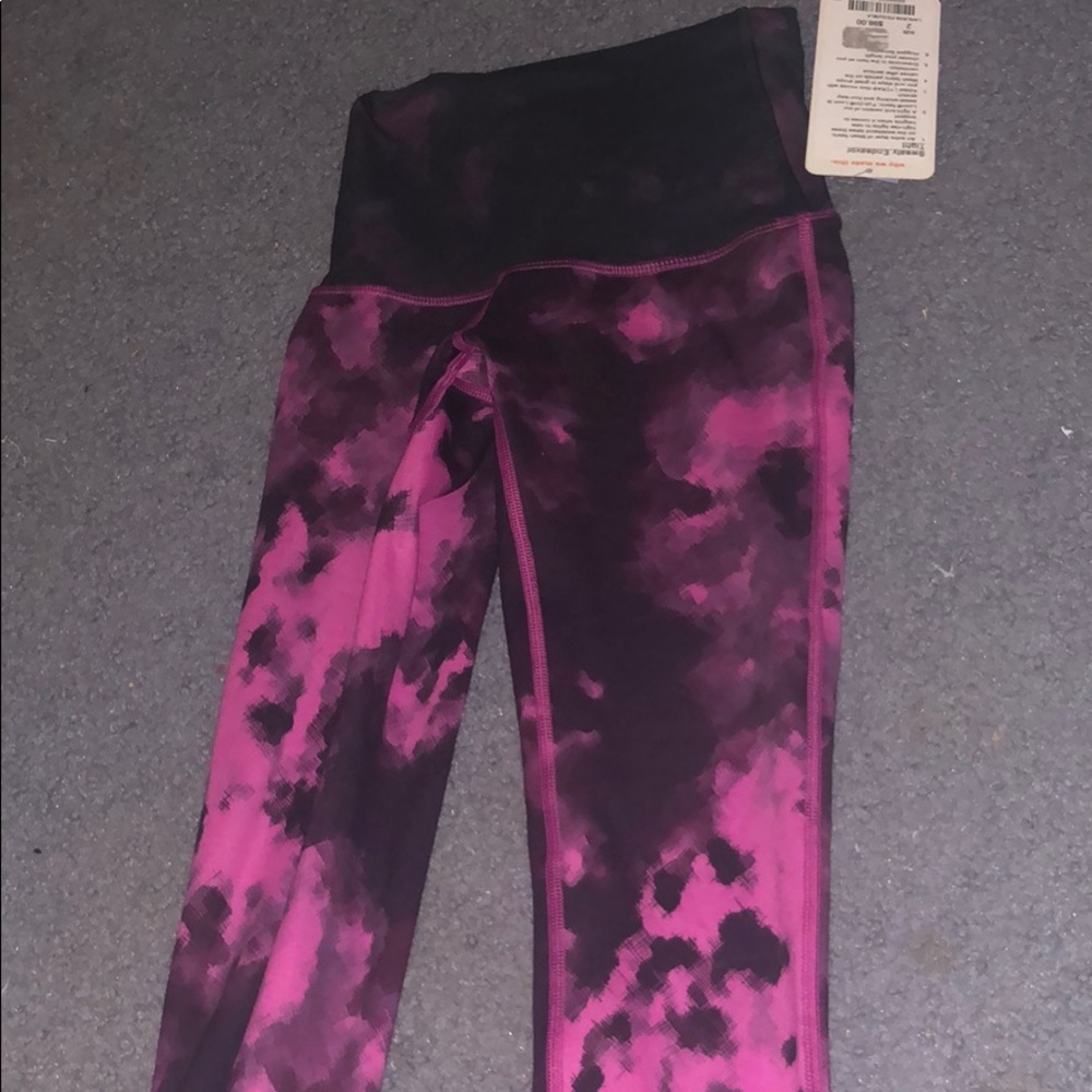 Lululemon brand new sweaty endeavor tight